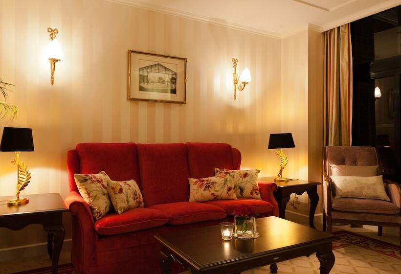 اتاق کلاب, Amsterdam Huis Ten Bosch