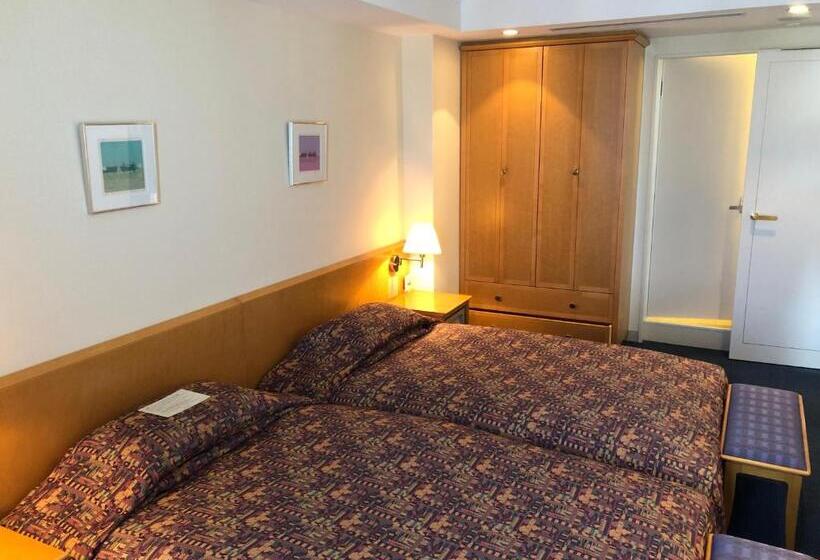 스위트, Kushiro Prince