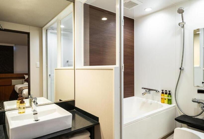 غرفة قياسية ثلاثية, Mystays Kanazawa Castle