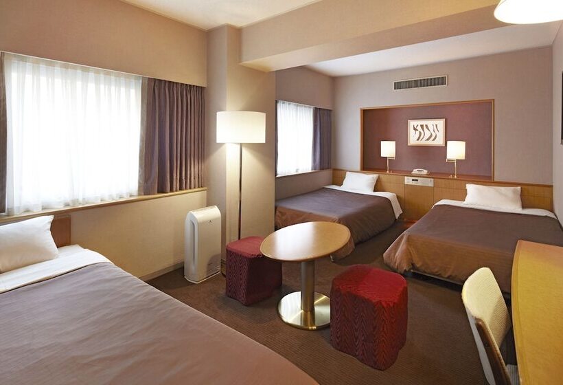 标准三人间, New Hankyu Osaka