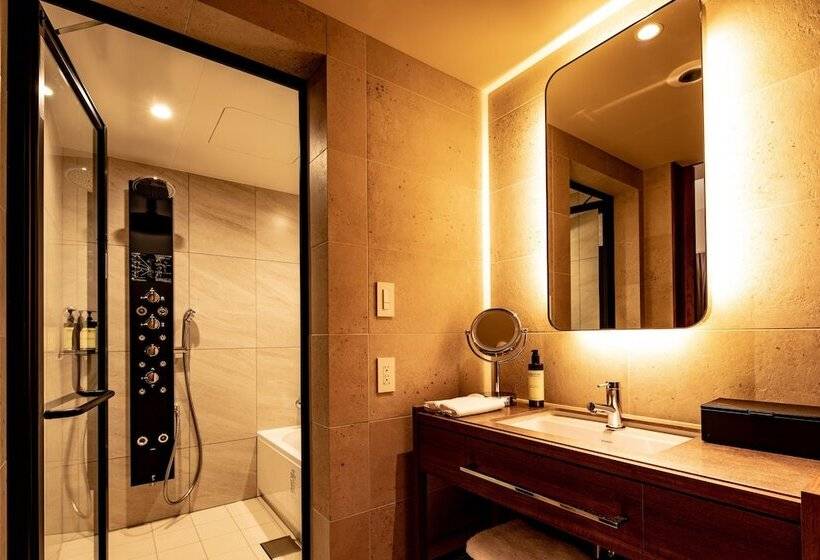 Номер Superior, The Basics Fukuoka