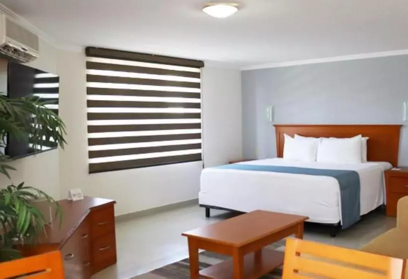 سوییت جونیور, Araiza Palmira Hotel Y Centro De Convenciones