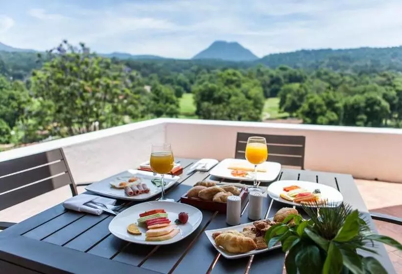 ジュニアスイート, Avandaro Golf & Spa Resort