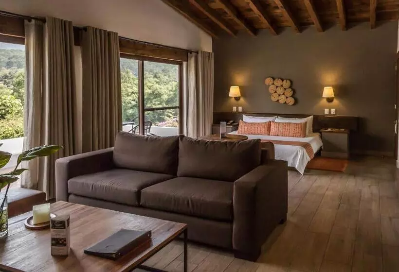 スーペリアースイート, Avandaro Golf & Spa Resort