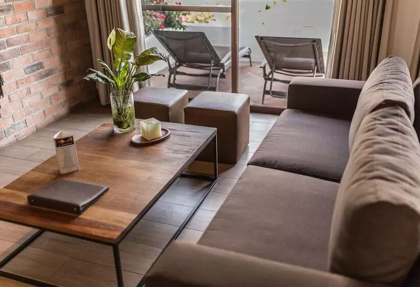 スーペリアースイート, Avandaro Golf & Spa Resort
