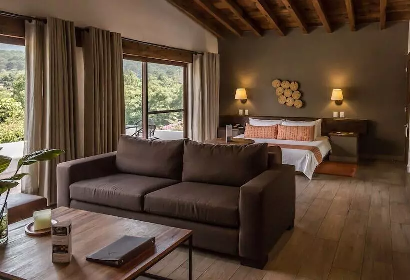 スーペリアースイート, Avandaro Golf & Spa Resort
