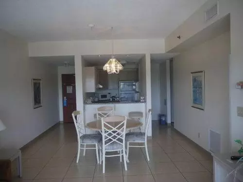 اتاق استاندارد با چشم‌انداز کوهستان, Aquarius Beach Tower