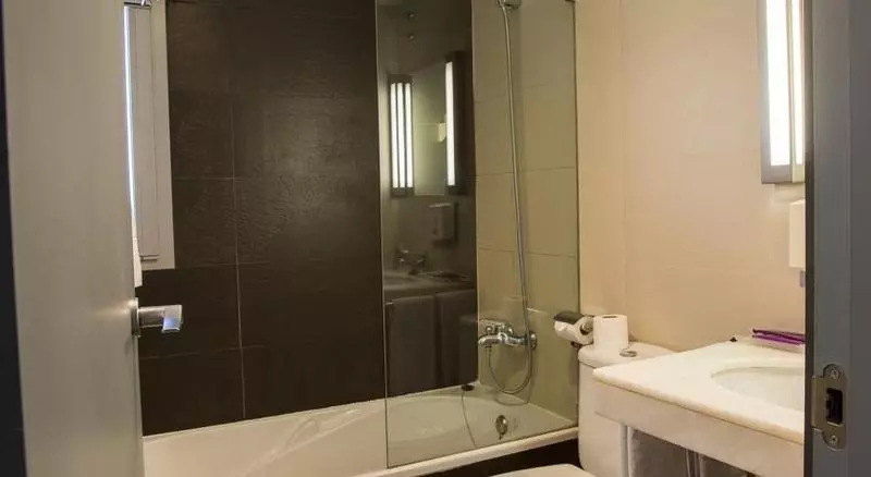 キングサイズベッドのスイートルーム, Best Western Santakos