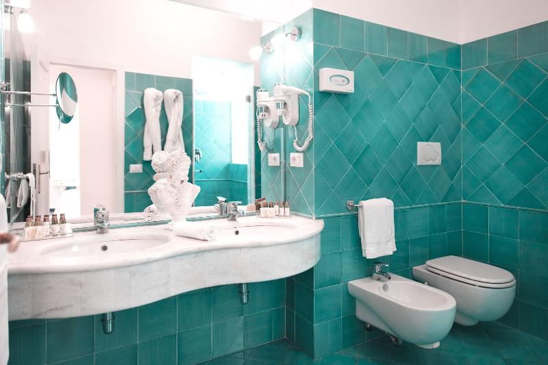 اتاق استاندارد یک نفره, Best Western Santakos