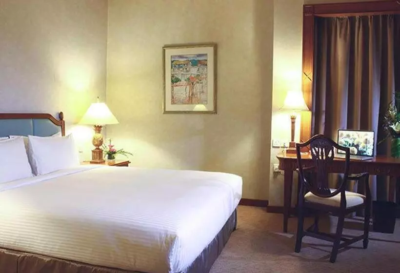 اتاق لوکس با چشم‌انداز شهر, Dorsett Grand Labuan