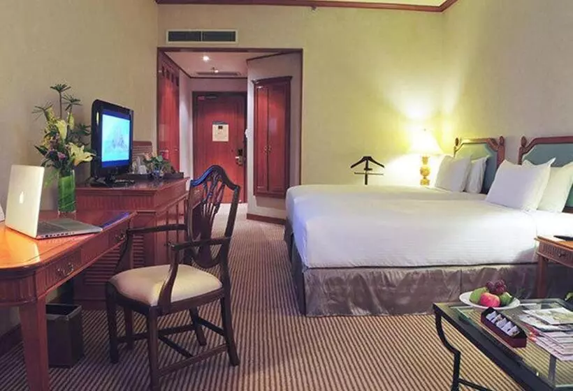 اتاق لوکس با چشم‌انداز شهر, Dorsett Grand Labuan