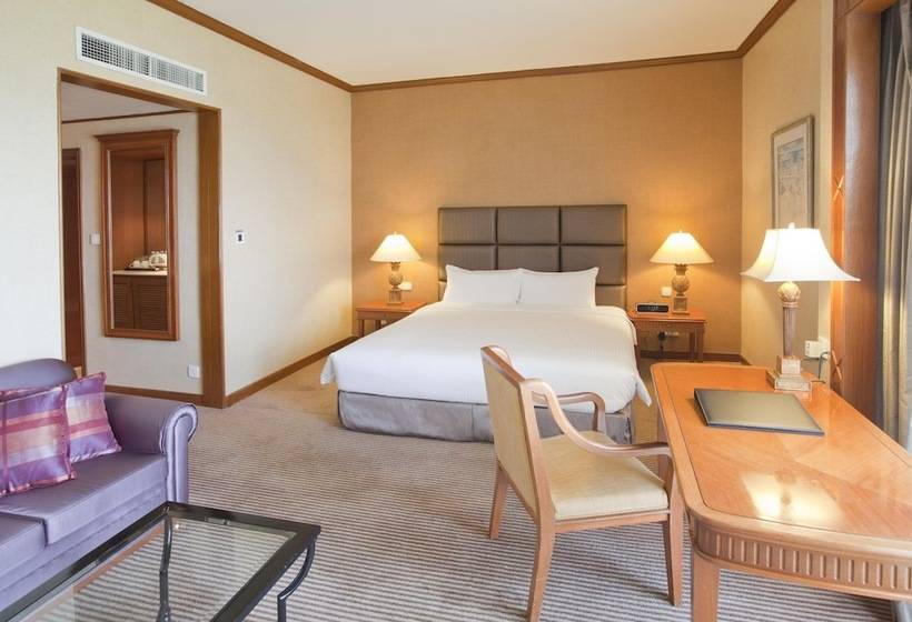Номер Executive, Dorsett Grand Labuan