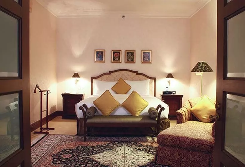 سوئیت پریمیوم, Dorsett Grand Labuan
