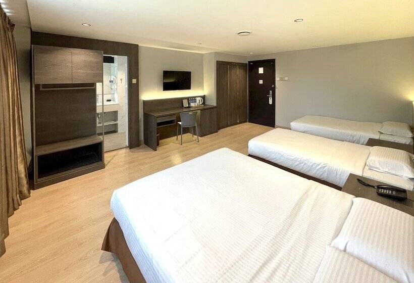 اتاق استاندارد چهار تخته, Imperial Bukit Bintang