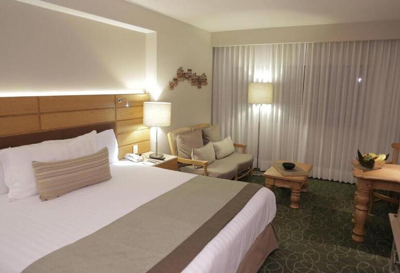 キングサイズベッドのクラブルーム, Marriott Tuxtla Gutierrez