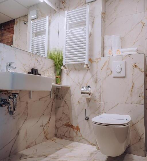 اتاق استاندارد با چشم‌انداز دریاچه, Inex Olgica Hotel & Spa