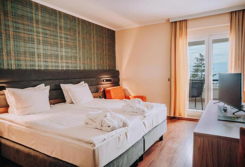 اتاق استاندارد با چشم‌انداز دریاچه, Inex Olgica Hotel & Spa