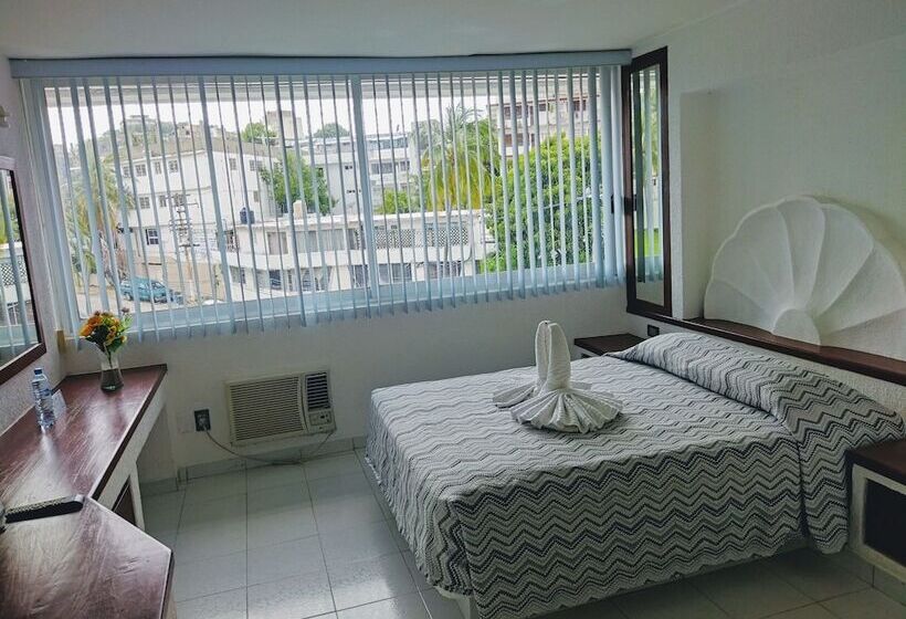 غرفة قياسية, Aristos Acapulco