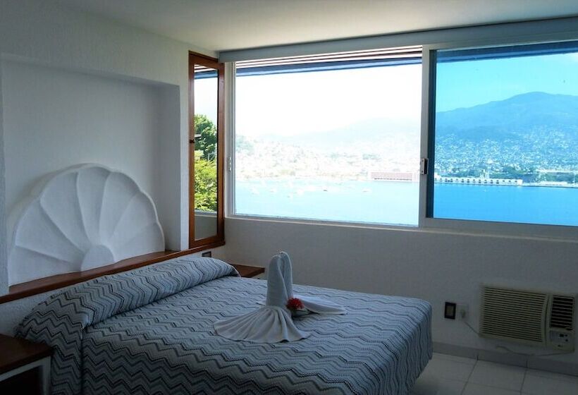 غرفة قياسية مطلّة علي البحر, Aristos Acapulco