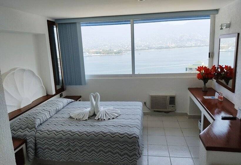 غرفة قياسية مطلّة علي البحر, Aristos Acapulco