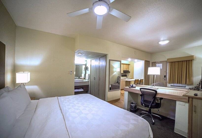 اتاق استاندارد, Holiday Inn Hotel & Suites Chihuahua, An Ihg