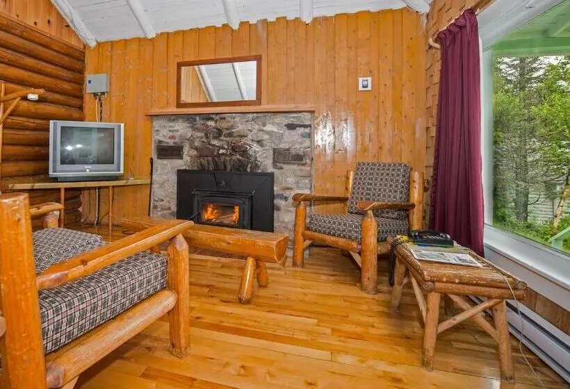 کلبه ییلاقی, Au Pic De L Aurore Motel Chalets
