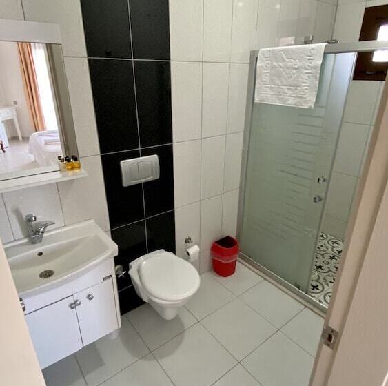 اتاق استاندارد سه نفره, Cilek Butik Otel
