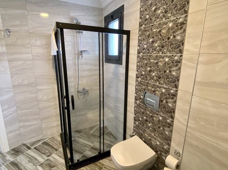 غرفة ديلوكس ثلاثية, Cilek Butik Otel