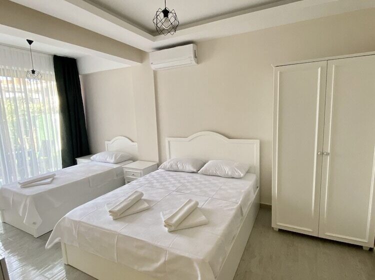 غرفة ديلوكس ثلاثية, Cilek Butik Otel