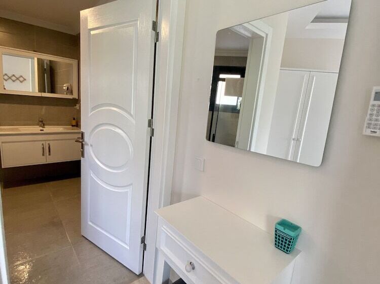 غرفة ديلوكس ثلاثية, Cilek Butik Otel