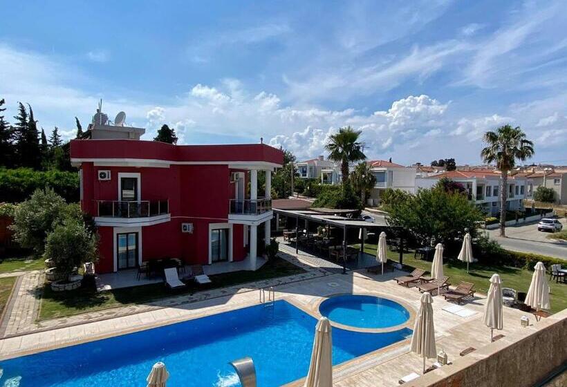 غرفة قياسية ثلاثية, Cilek Butik Otel