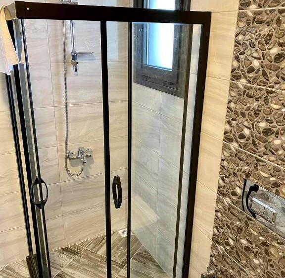اتاق لوکس سه تخته, Cilek Butik Otel