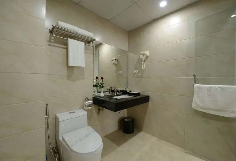اتاق خانوادگی, Blue Hanoi Inn City