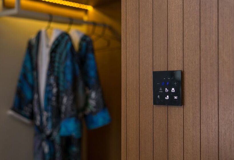 جناح سرير كينج, Dyo Suites