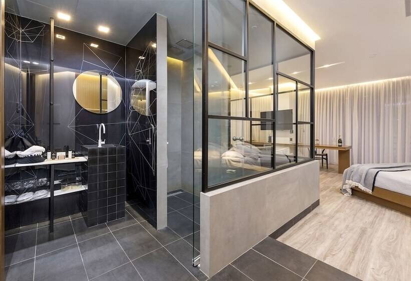 جناح سرير كينج, Dyo Suites