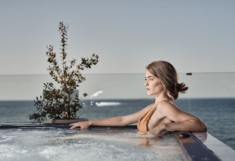 جناح إدارى مطل على البحر, Dyo Suites