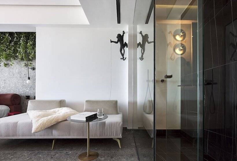 جناح إدارى مطل على البحر, Dyo Suites