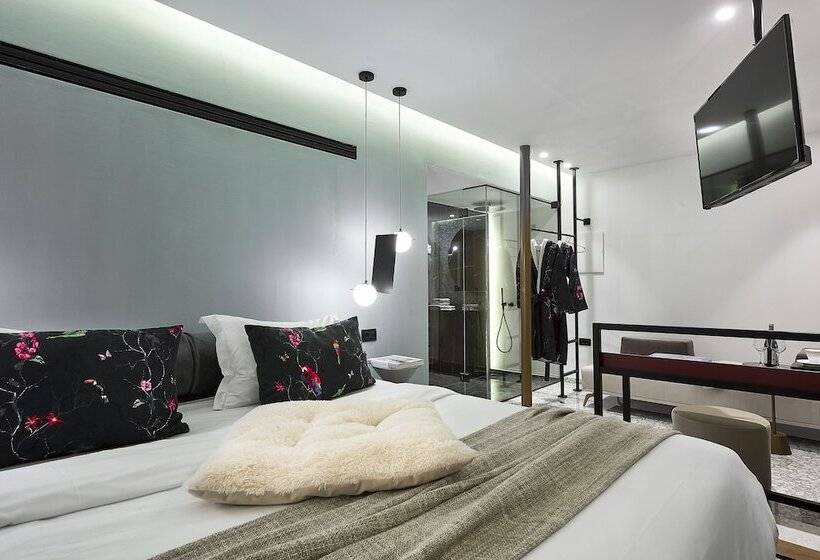 جناح سوبيريور مطل علي البحر, Dyo Suites