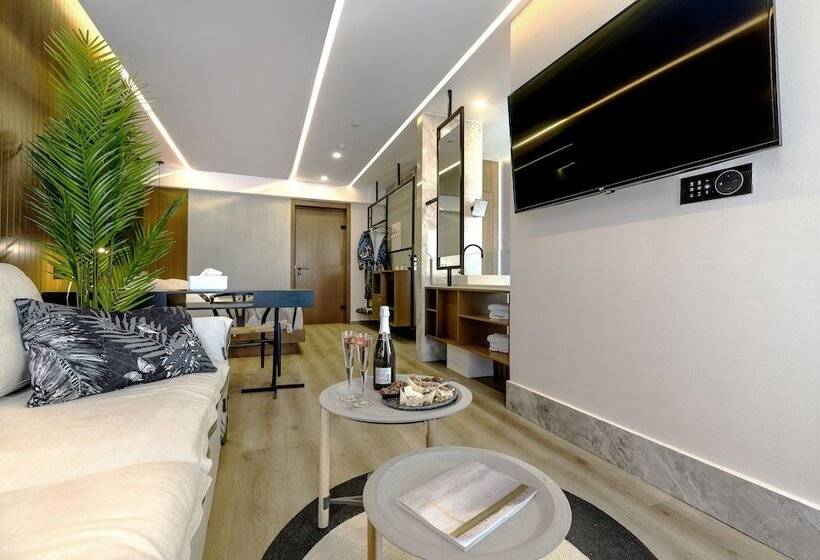 جناح سوبيريور مطل علي البحر, Dyo Suites