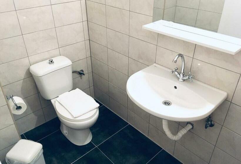 经济房, Epic Rooms