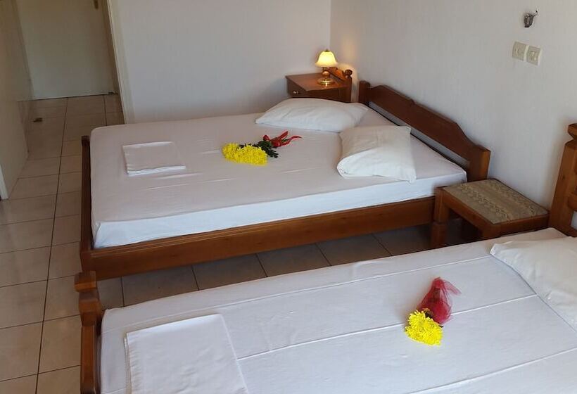 标准三人间, Epic Rooms