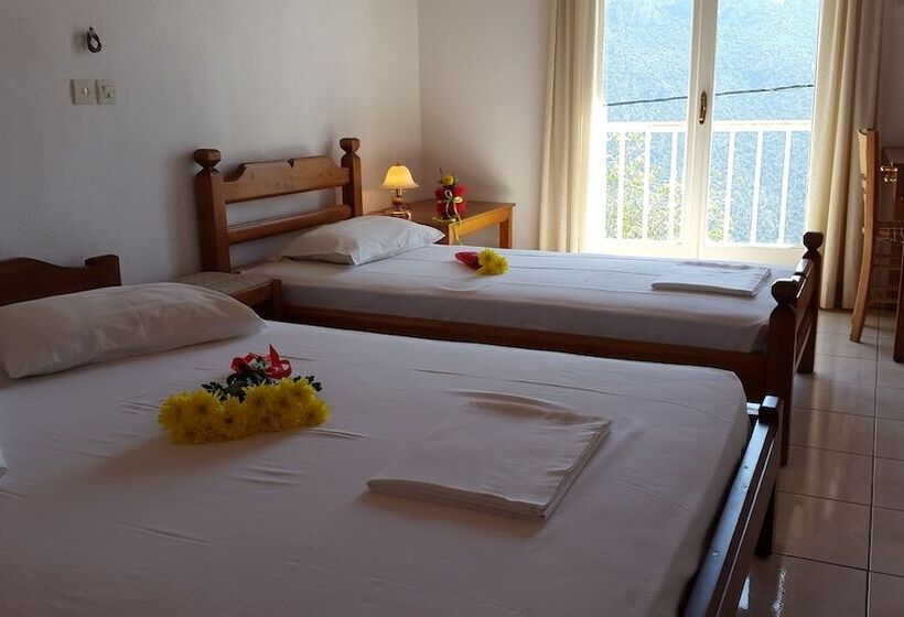 标准三人间, Epic Rooms