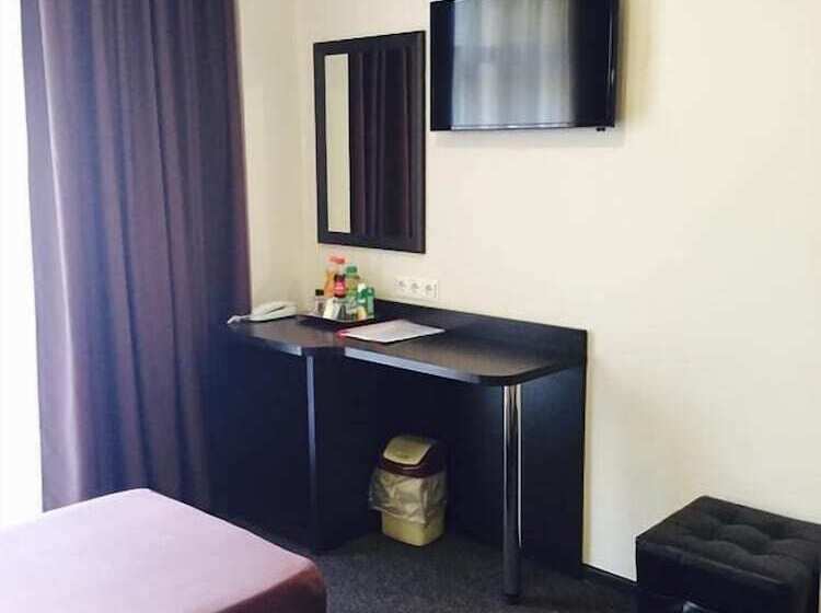 Номер Комфорт, Marton 20 Let Vlksm