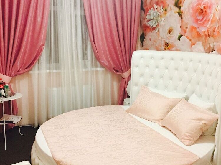 Полулюкс, Marton 20 Let Vlksm