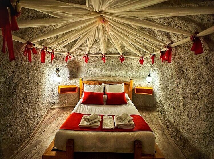 スイート（家族用）, Sakli Cave House