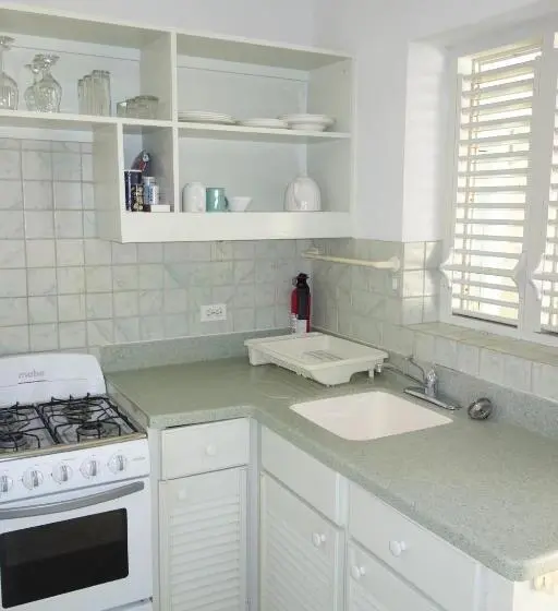 استودیوی استاندارد با چشمانداز دریا, Inchcape Seaside Villas
