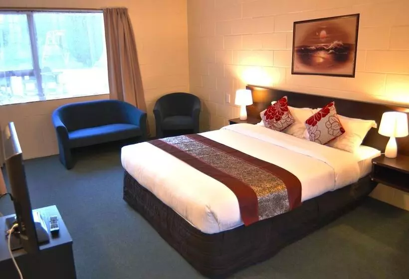 استودیوی استاندارد, Barcelona Motel