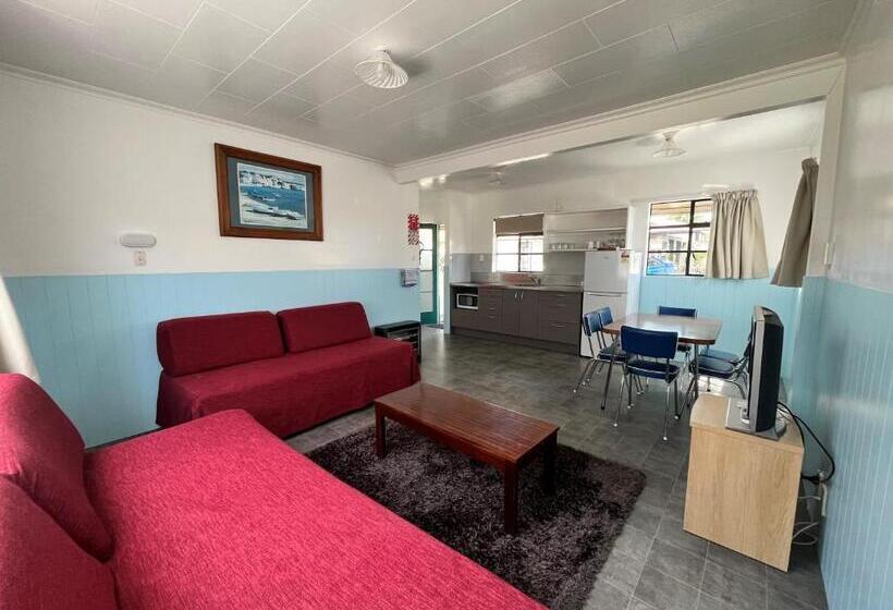 침실 2개 아파트, Bings Motel