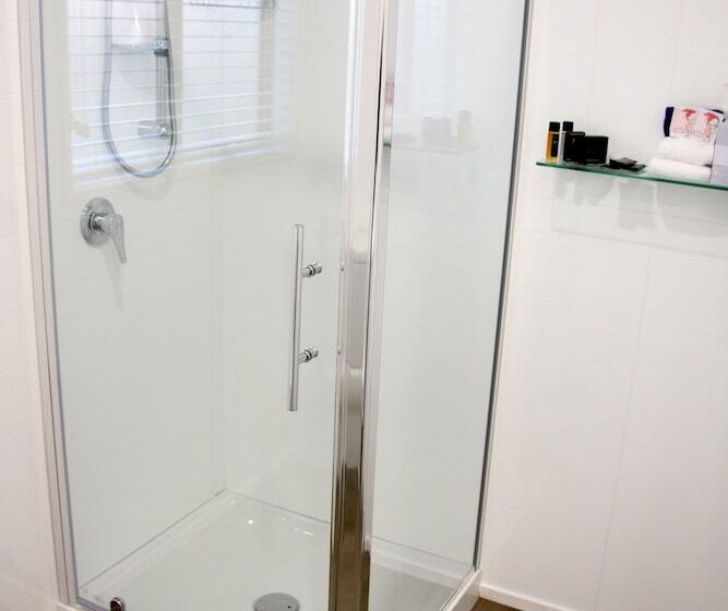 Студия Superior, Camelot On Ulster