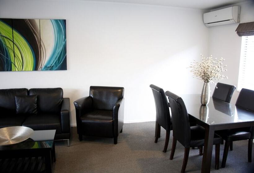 Апартаменты 1 Спальня, Camelot On Ulster